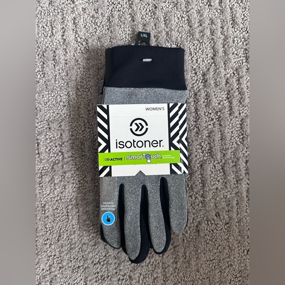 Isotoner Active Gloves with touchscreen technology- New With Tags - Picture 2 of 6